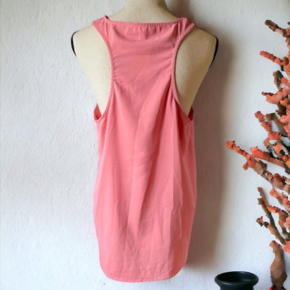 MAZIK CORAL HALTER TOP SIZE LARGE - Picture 5 of 9